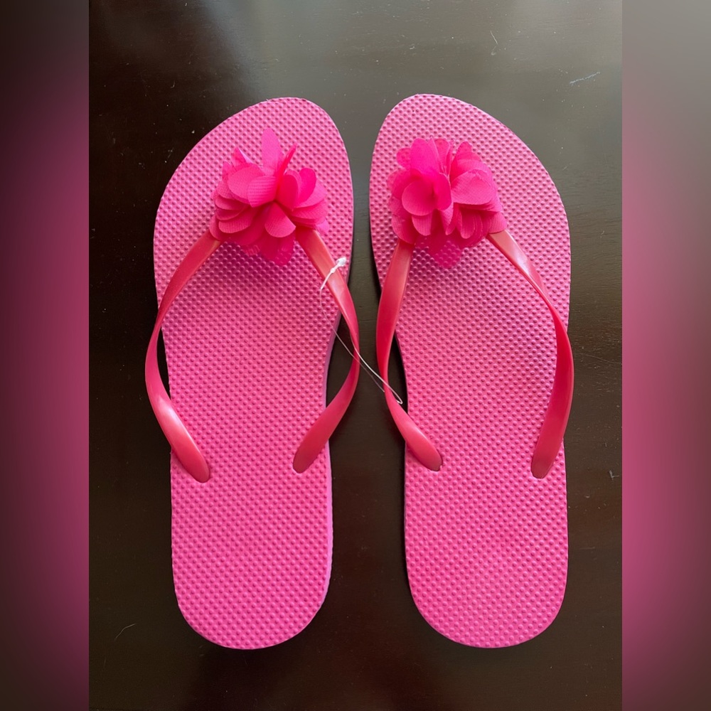 Pretty pink flip-flops